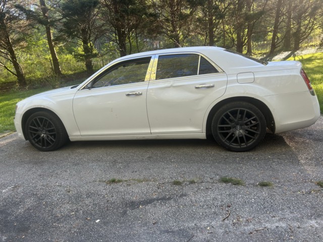 2012 Chrysler 300 Base
