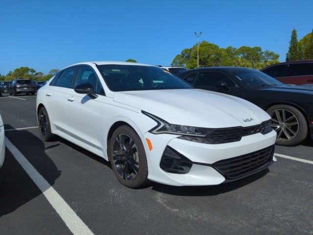 2022 Kia K5 GT-Line