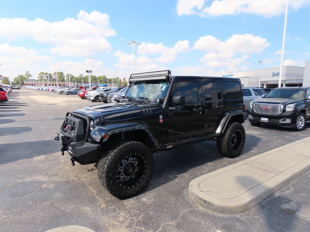 used 2015 Jeep Wrangler Unlimited car, priced at $21,999