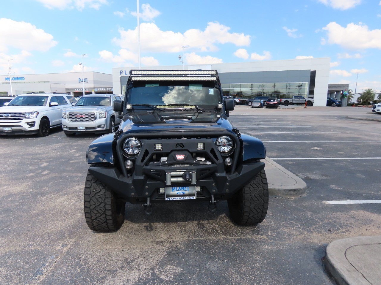 used 2015 Jeep Wrangler Unlimited car, priced at $21,999
