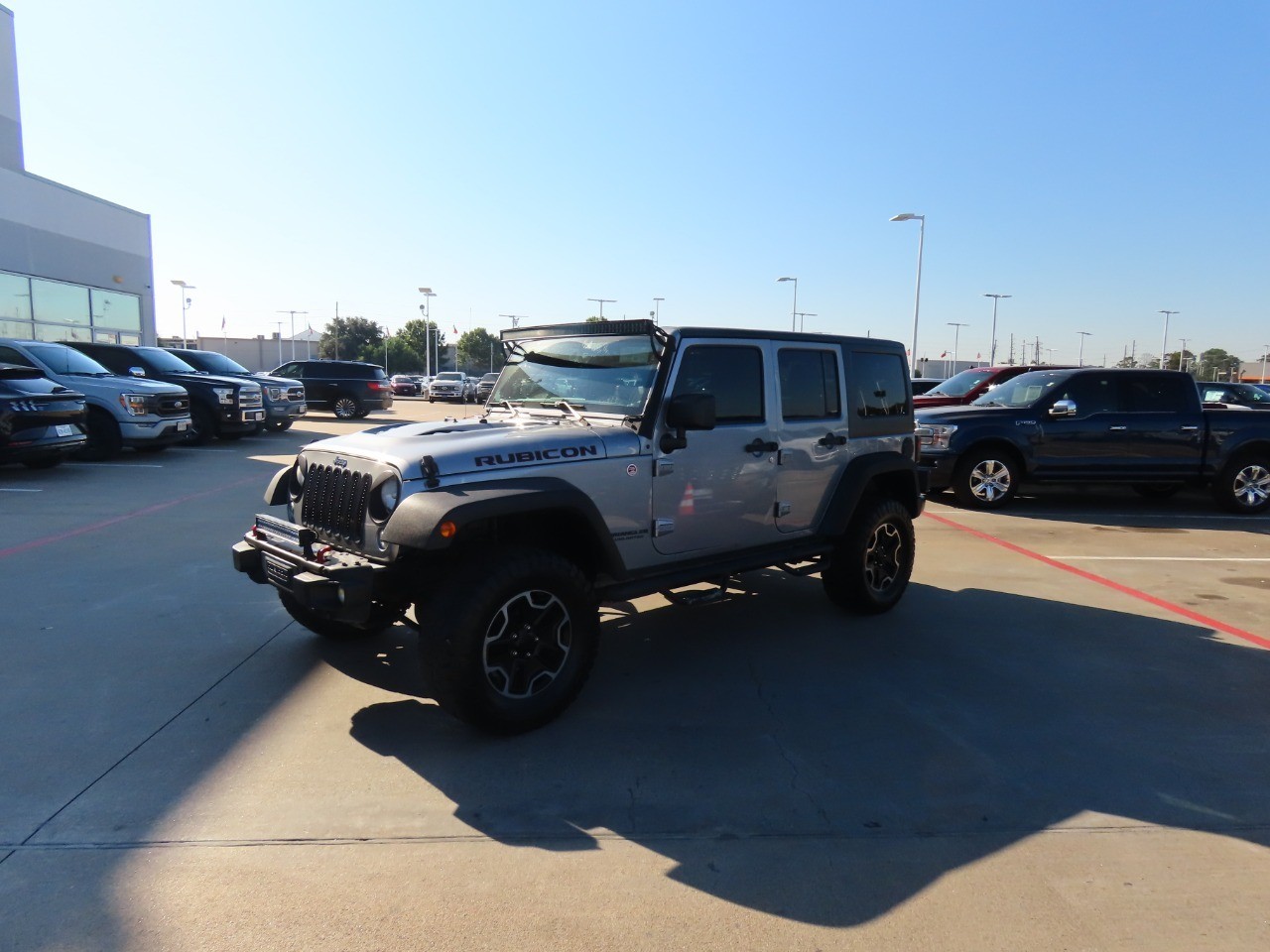 used 2015 Jeep Wrangler Unlimited car, priced at $15,999