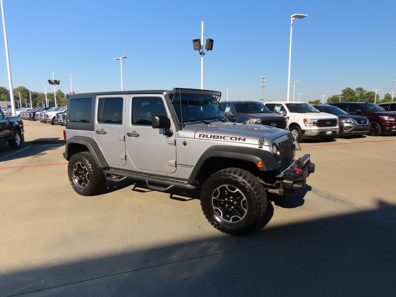 used 2015 Jeep Wrangler Unlimited car, priced at $15,999