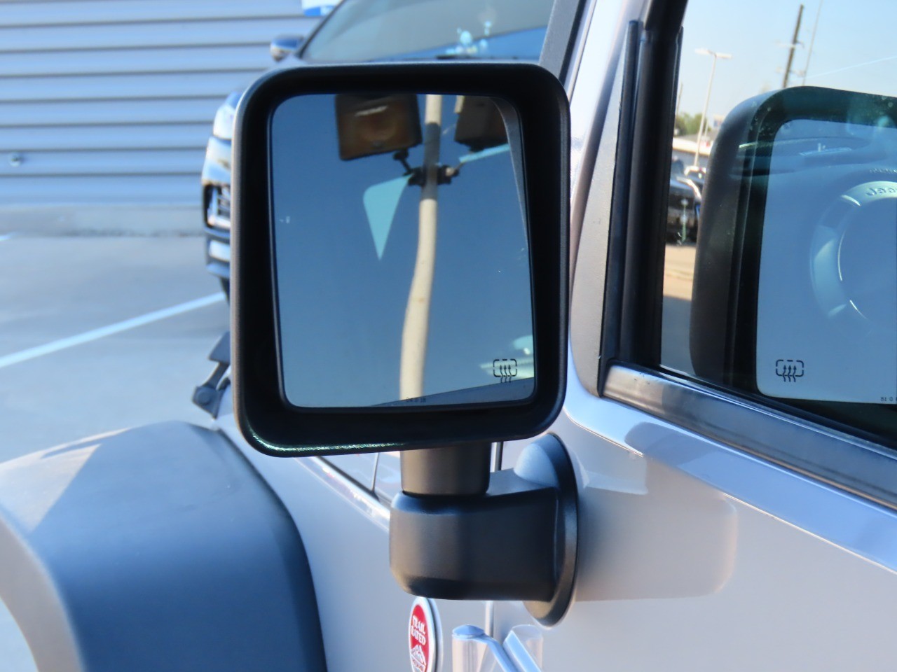 used 2015 Jeep Wrangler Unlimited car, priced at $15,999