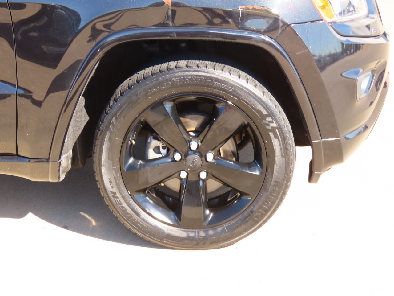 used 2015 Jeep Grand Cherokee car, priced at $10,999