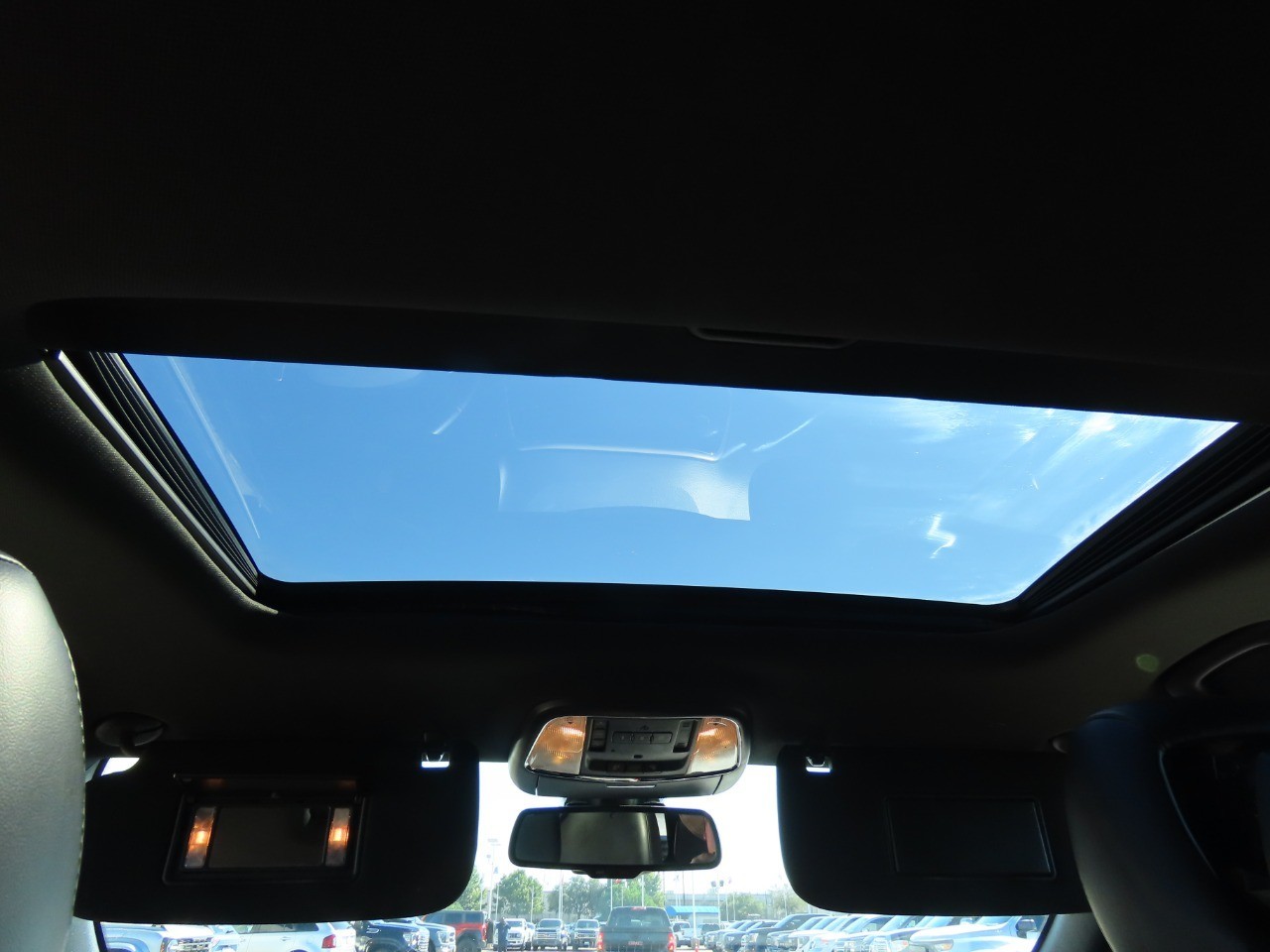 used 2015 Jeep Grand Cherokee car, priced at $10,999