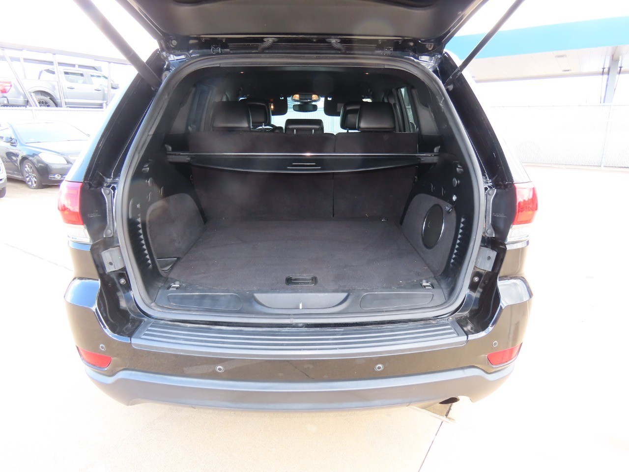 used 2020 Jeep Grand Cherokee car, priced at $14,999