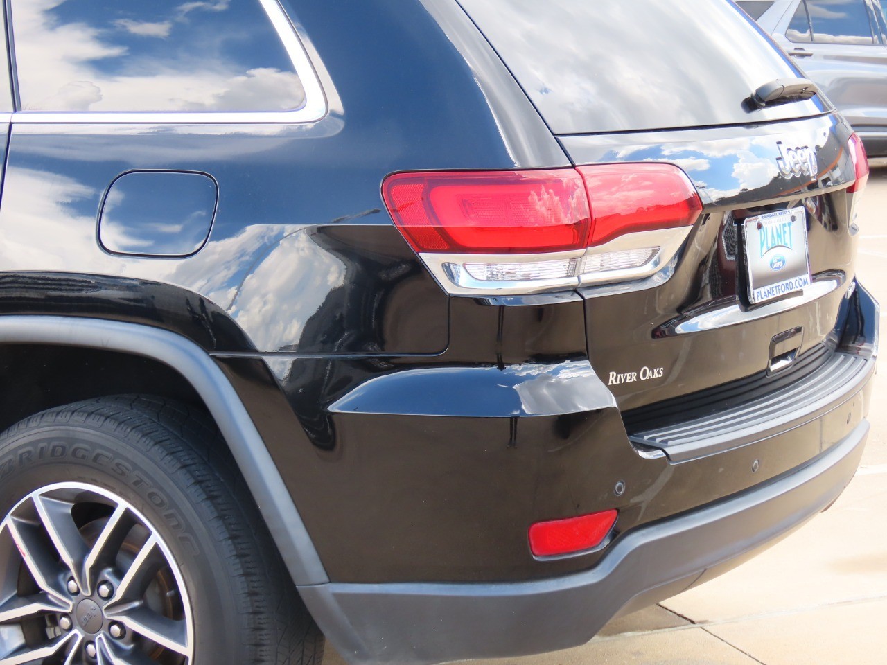 used 2020 Jeep Grand Cherokee car, priced at $14,999