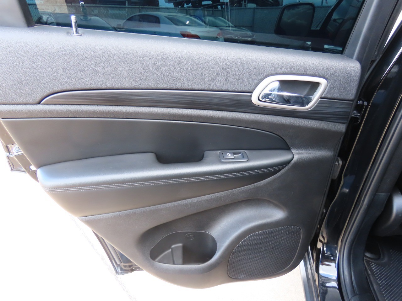 used 2020 Jeep Grand Cherokee car, priced at $14,999