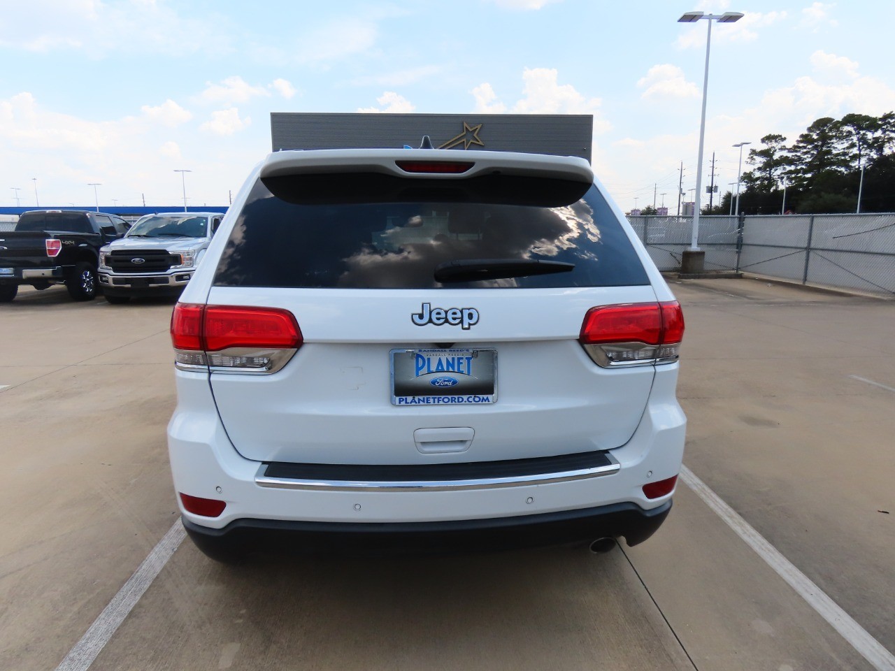 used 2019 Jeep Grand Cherokee car, priced at $17,999