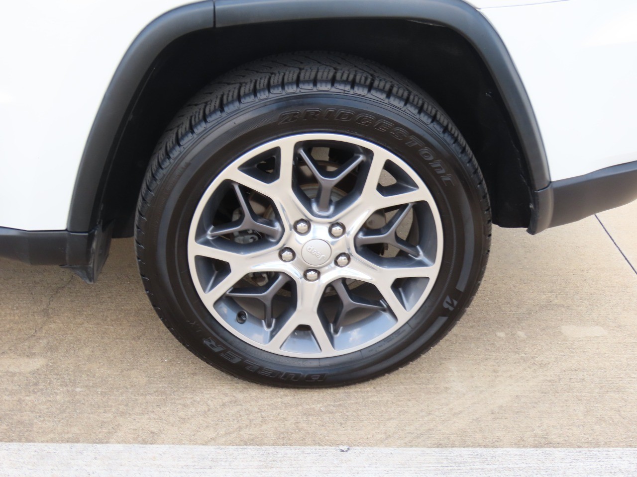 used 2019 Jeep Grand Cherokee car, priced at $17,999