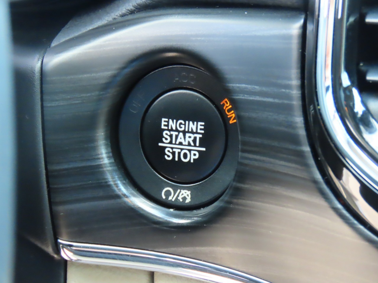 used 2019 Jeep Grand Cherokee car, priced at $17,999