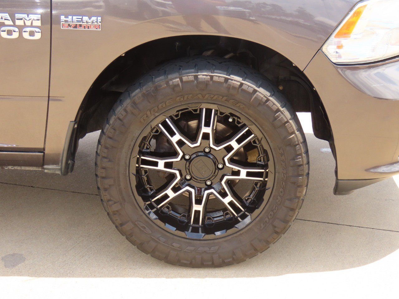 used 2014 Ram 1500 car, priced at $15,999