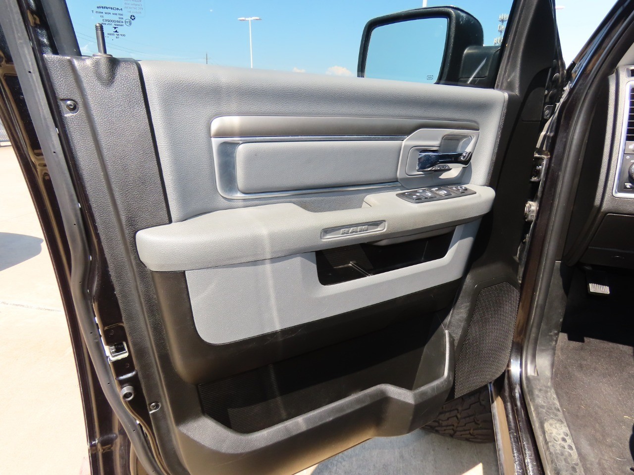 used 2019 Ram 1500 Classic car, priced at $19,999