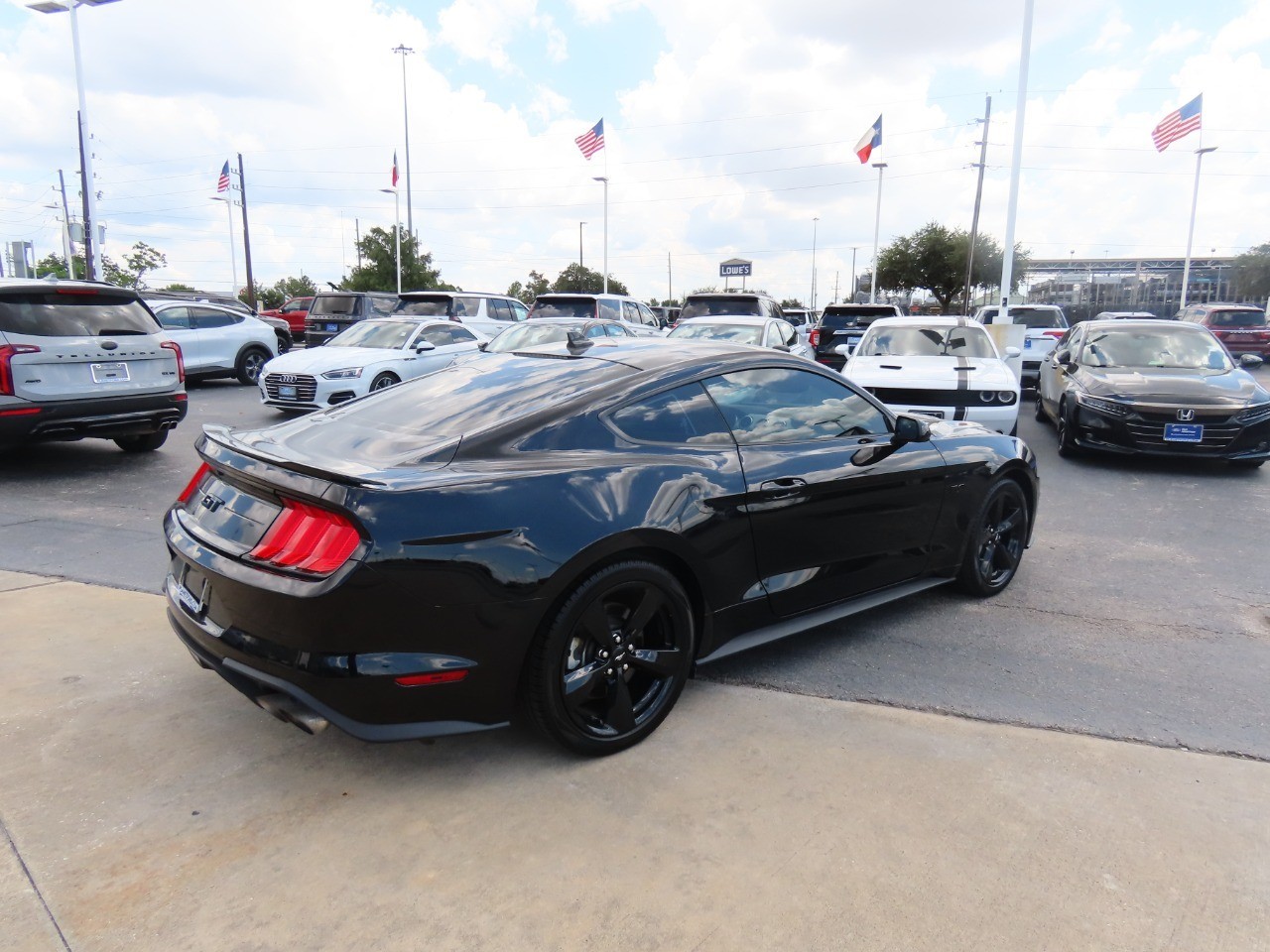 used 2022 Ford Mustang car, priced at $39,999