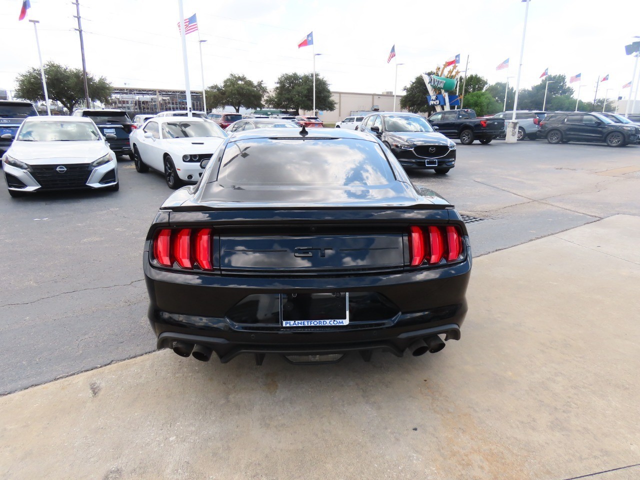 used 2022 Ford Mustang car, priced at $39,999