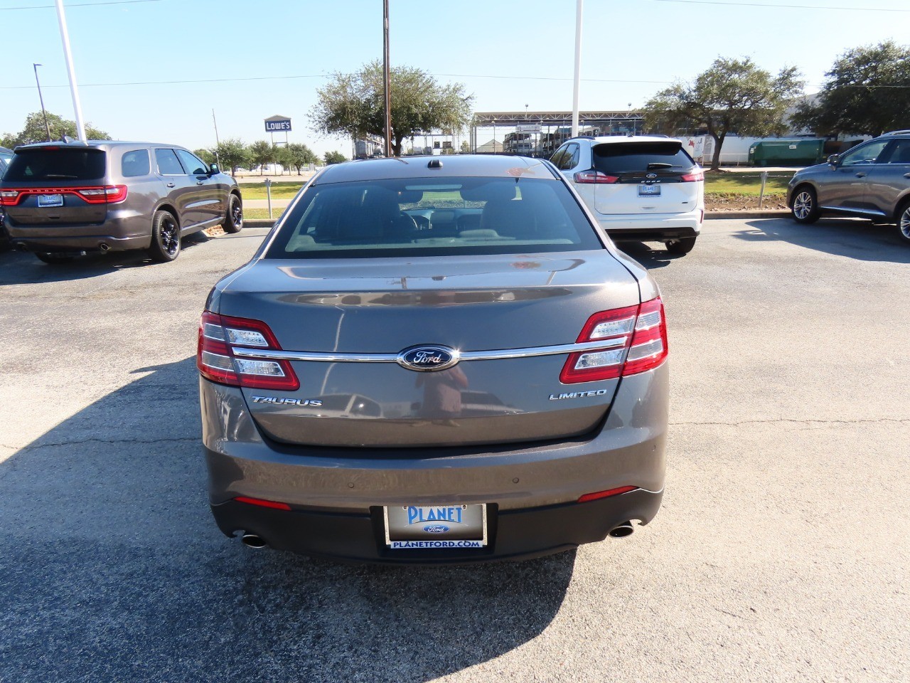 used 2013 Ford Taurus car