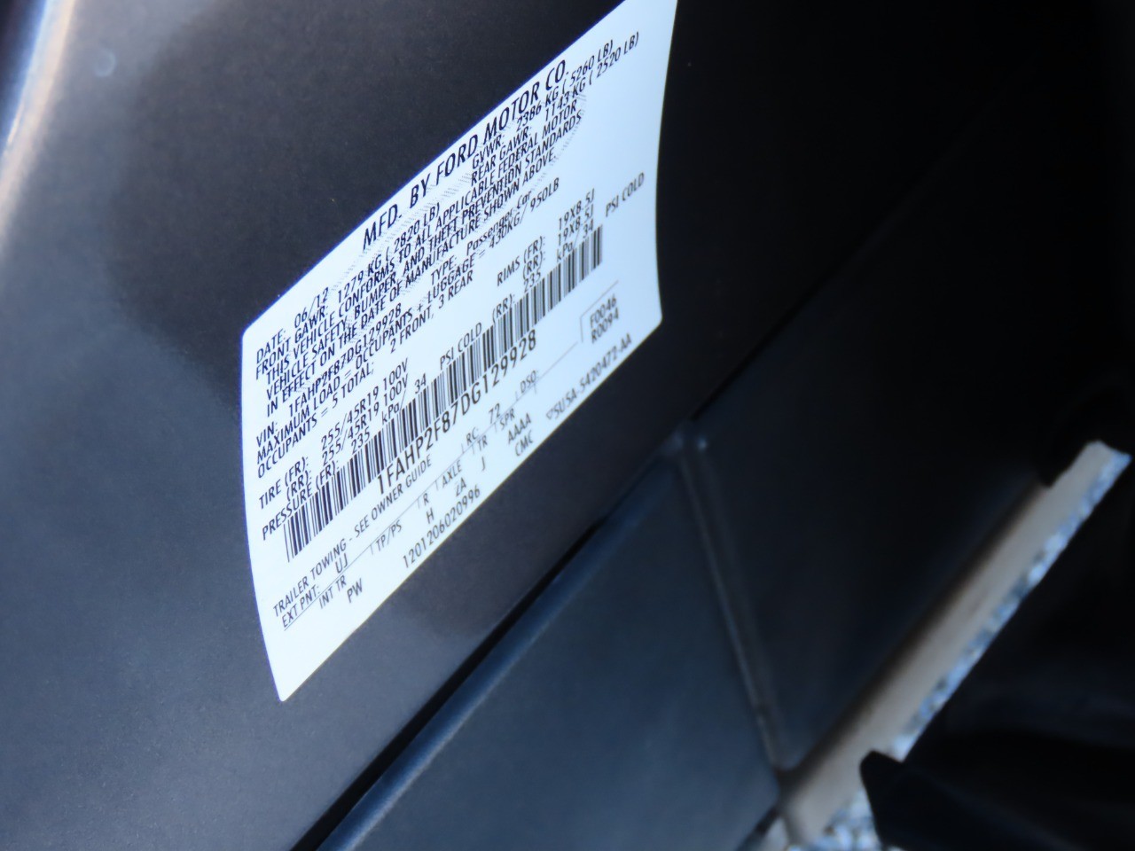 used 2013 Ford Taurus car