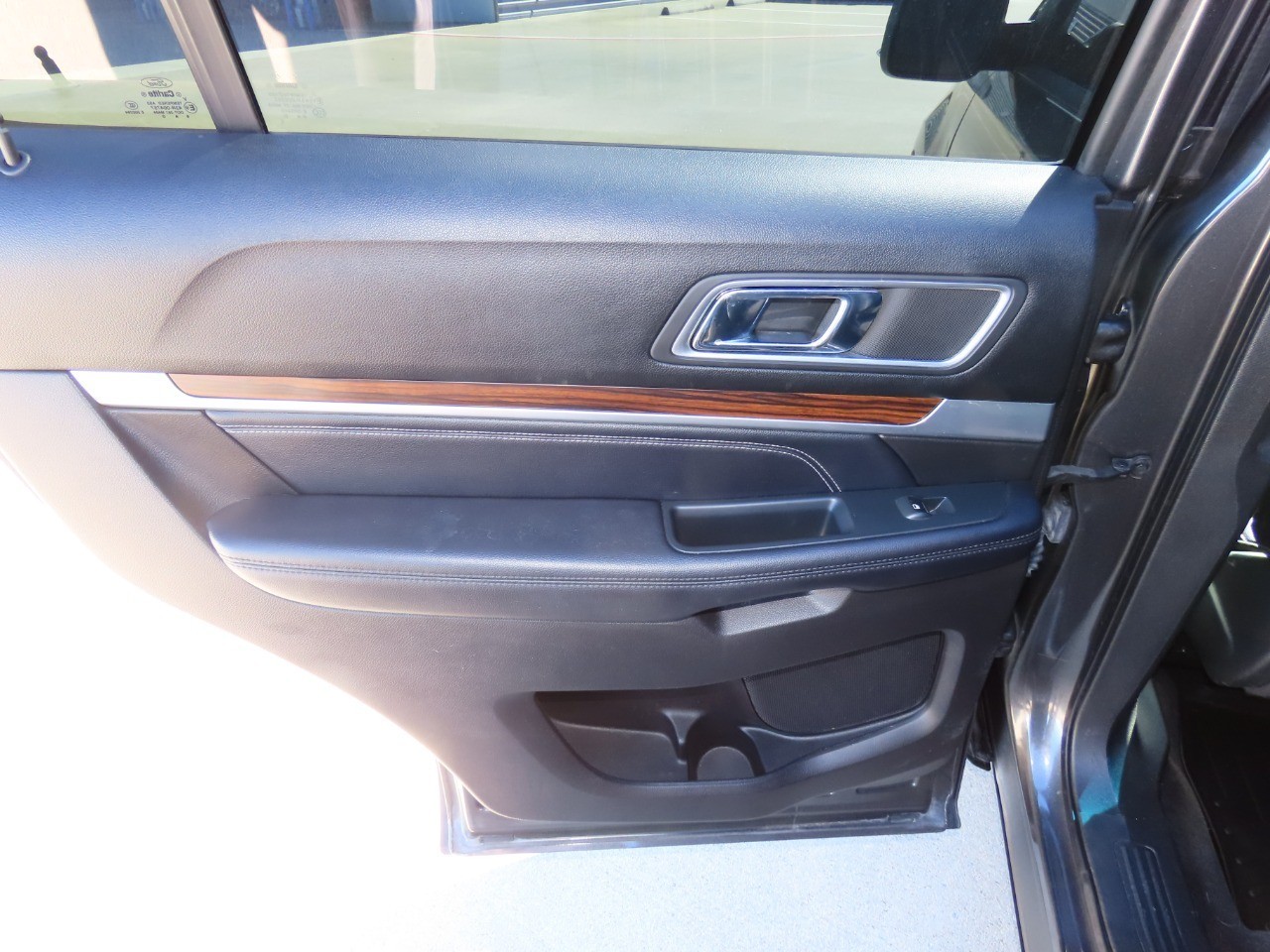 used 2017 Ford Explorer car, priced at $15,999