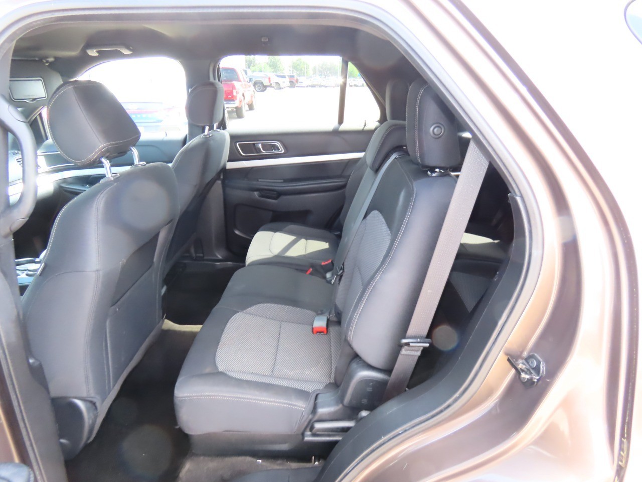 used 2016 Ford Explorer car