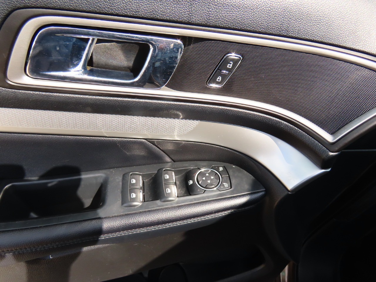 used 2016 Ford Explorer car