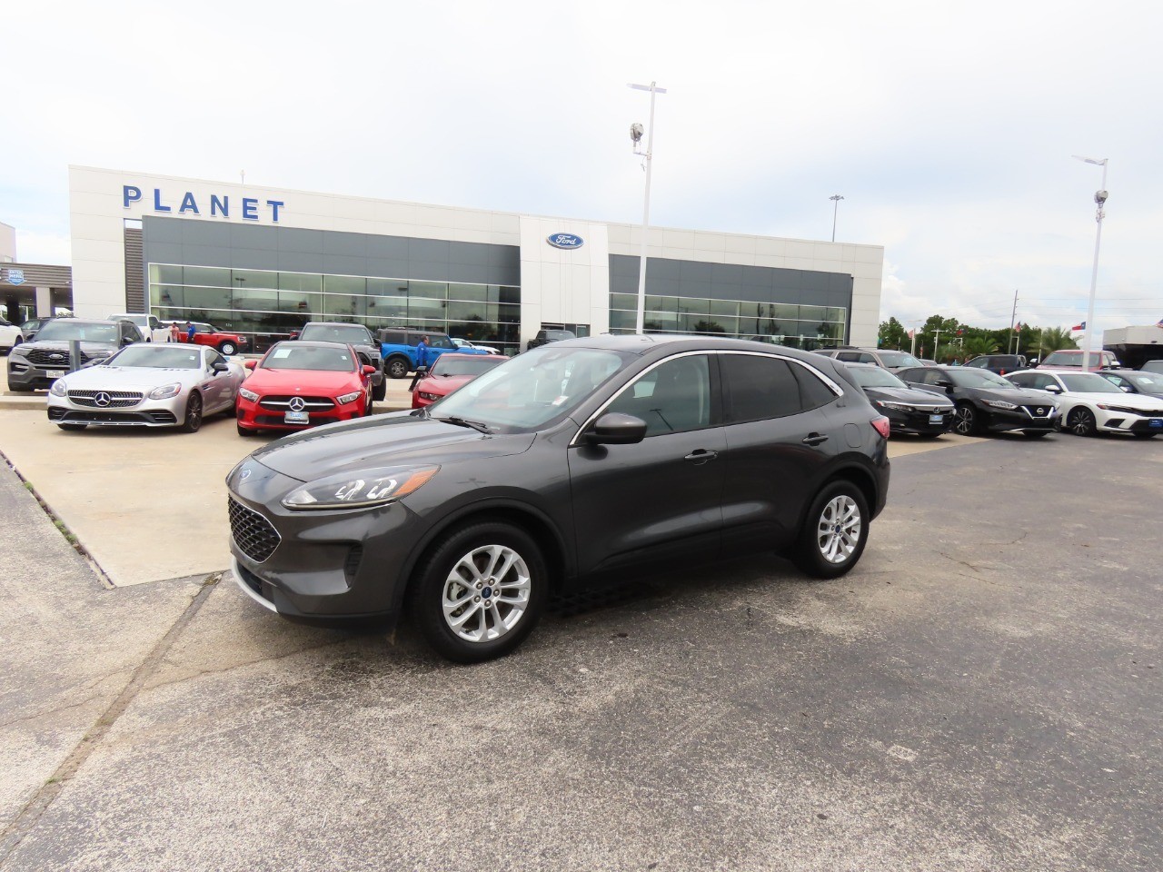 used 2020 Ford Escape car, priced at $15,999