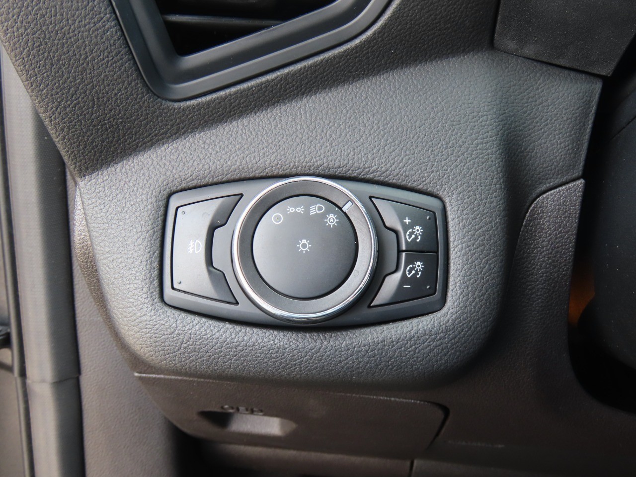 used 2014 Ford Escape car, priced at $10,999