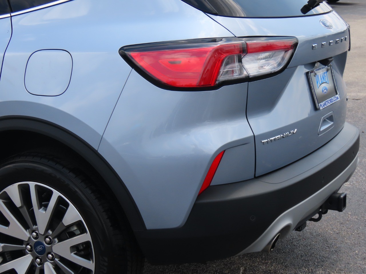 used 2022 Ford Escape car, priced at $25,999