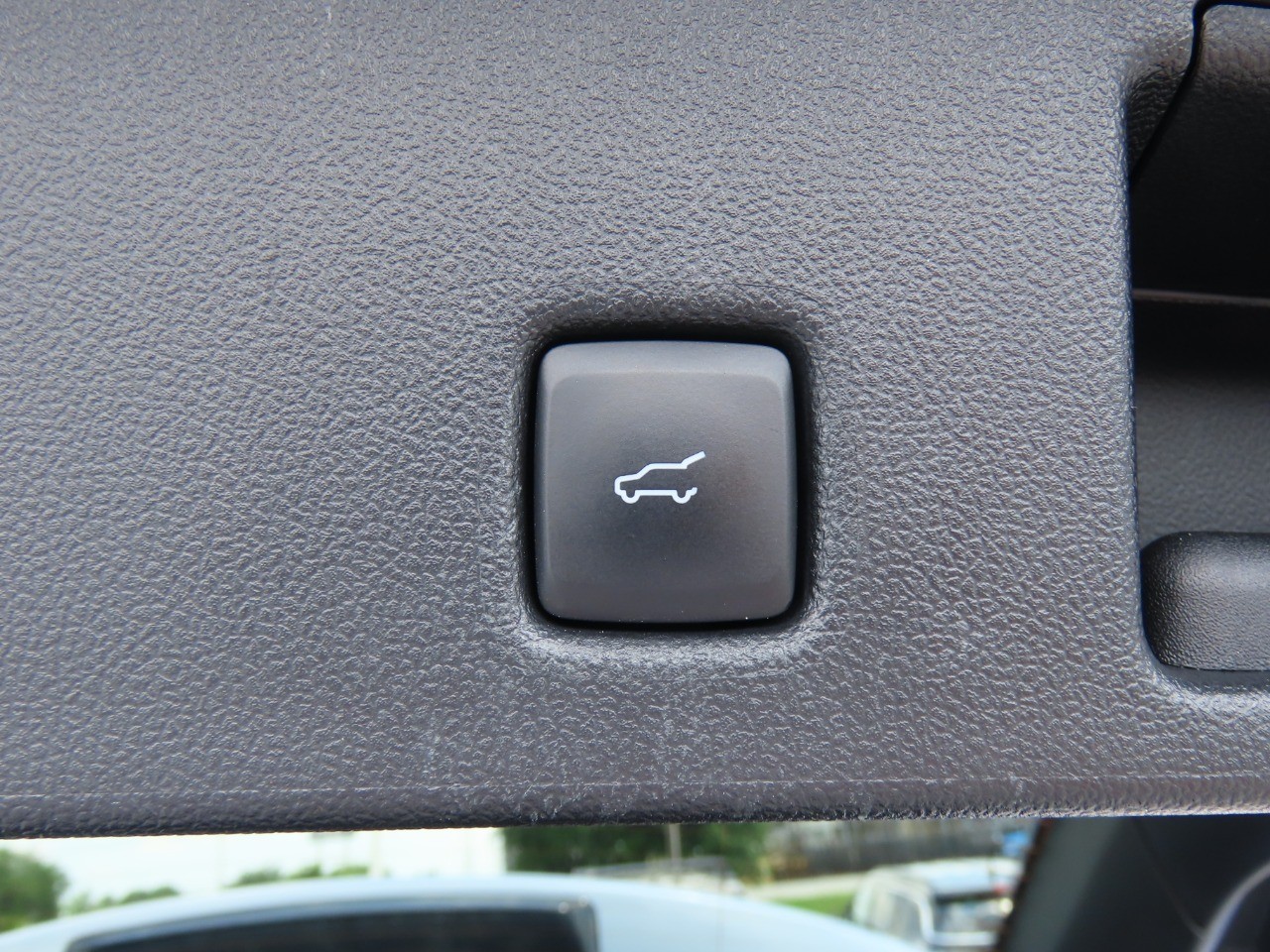 used 2022 Ford Escape car, priced at $25,999