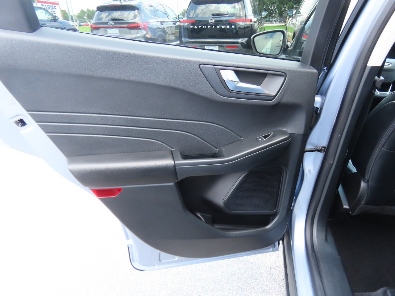 used 2022 Ford Escape car, priced at $25,999