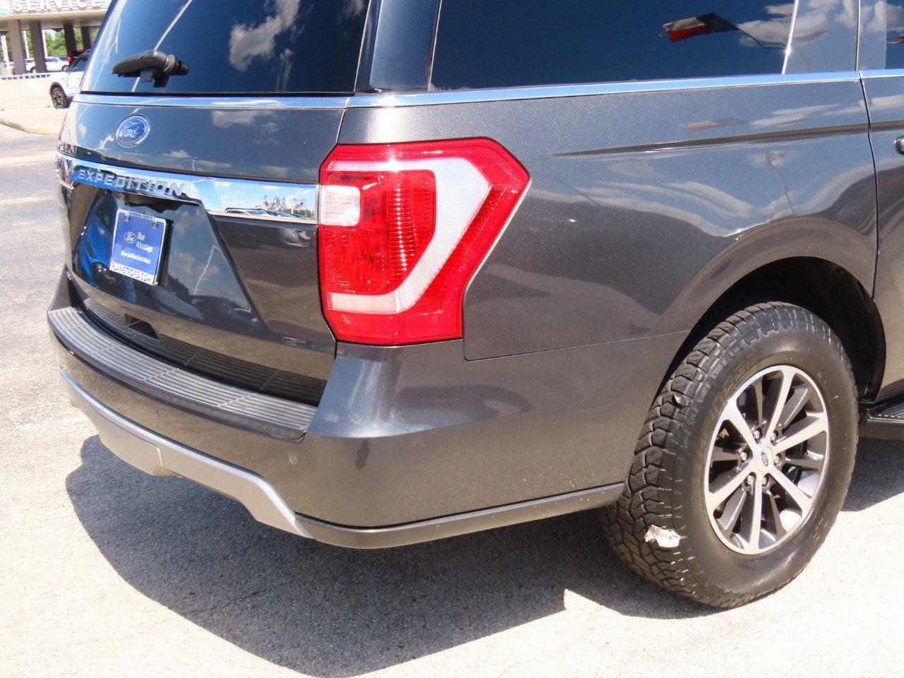 used 2019 Ford Expedition Max car, priced at $18,999