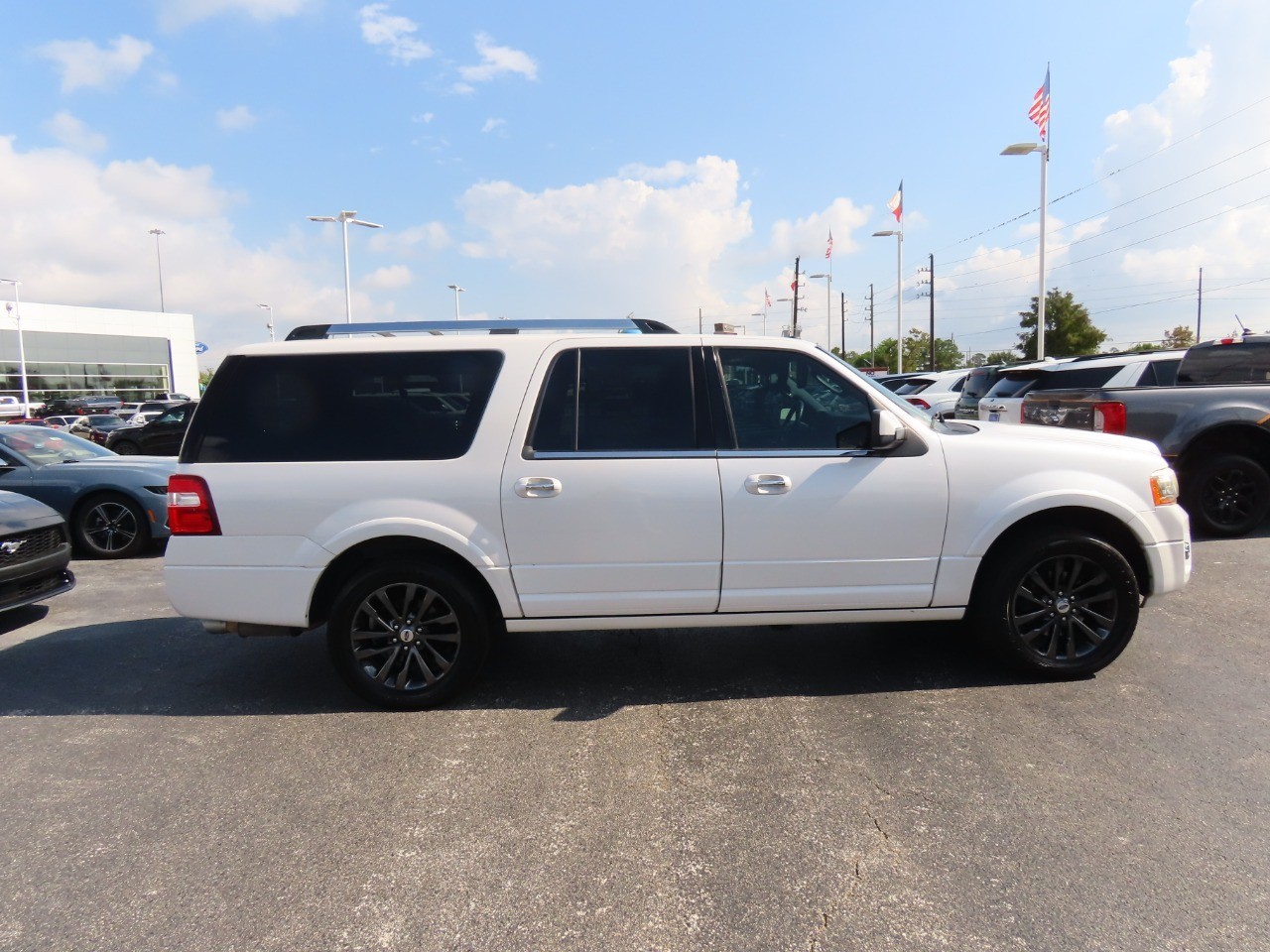 used 2017 Ford Expedition EL car, priced at $17,999