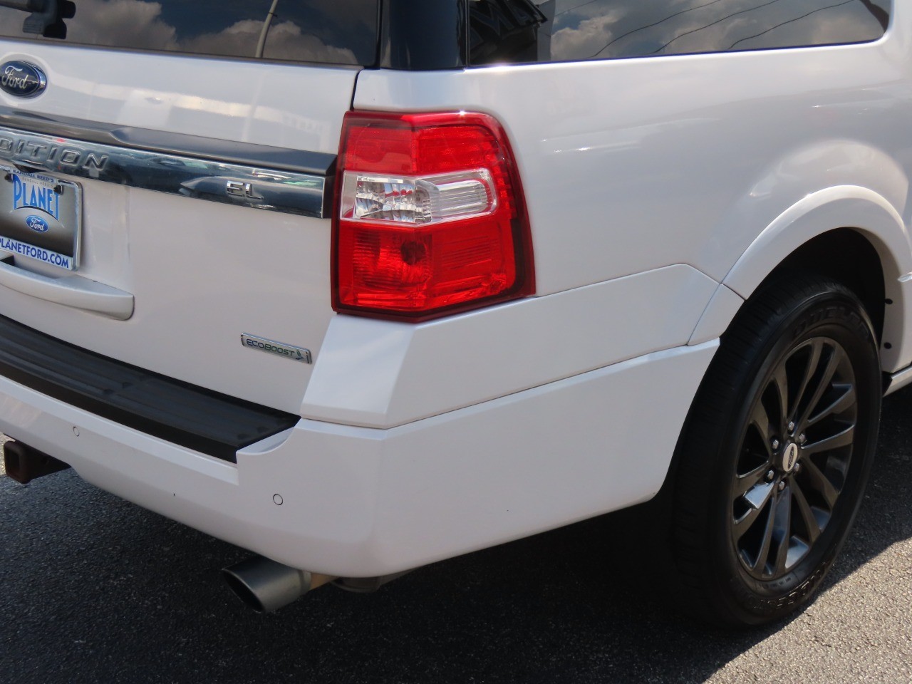 used 2017 Ford Expedition EL car, priced at $17,999