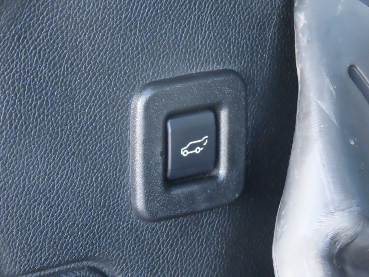 used 2017 Ford Expedition EL car, priced at $17,999