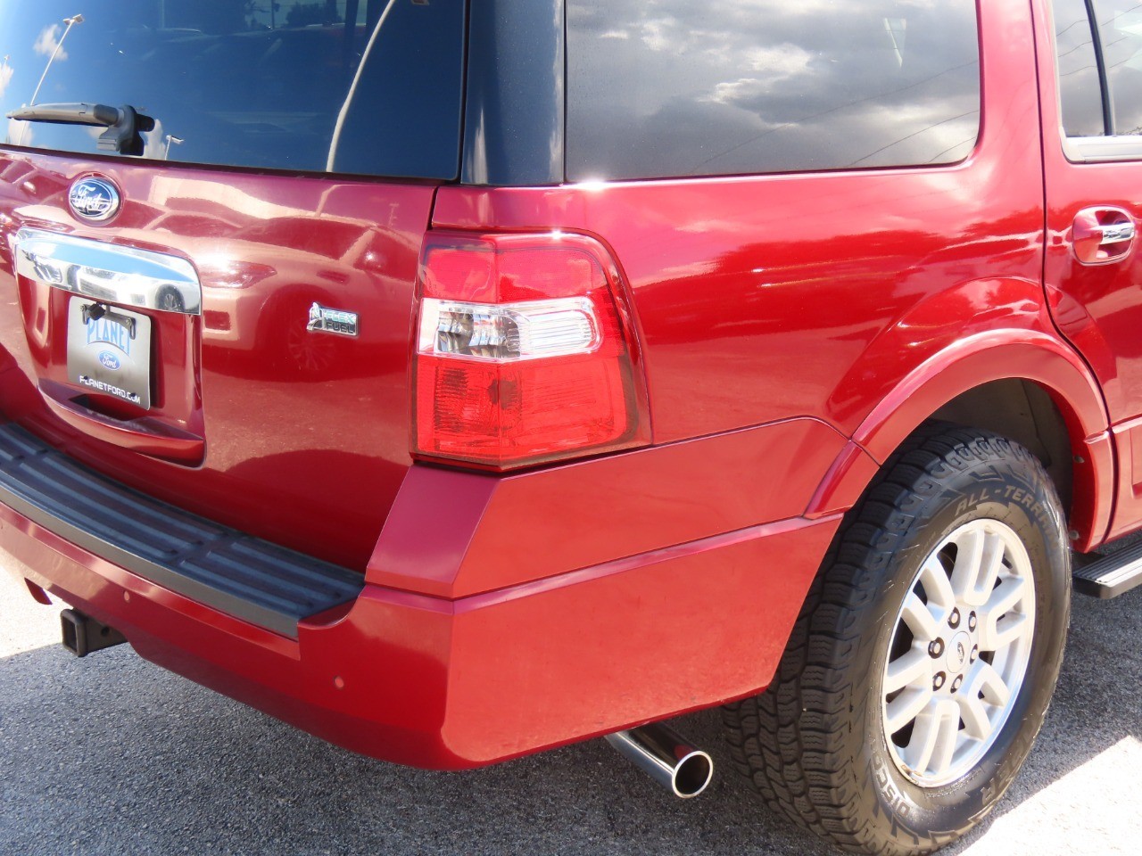 used 2014 Ford Expedition car, priced at $13,999