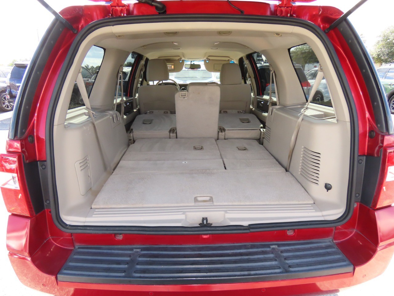 used 2014 Ford Expedition car, priced at $13,999