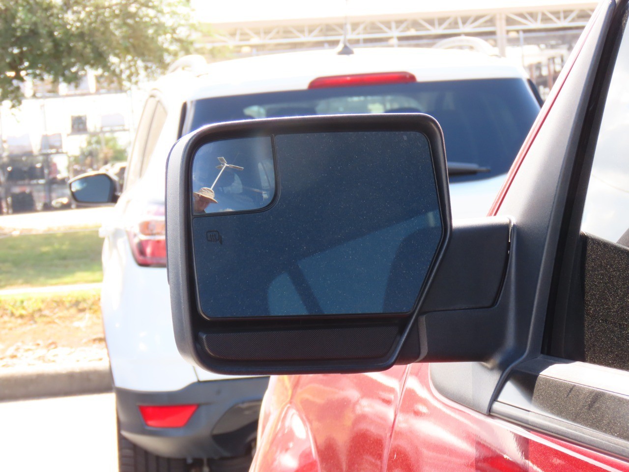 used 2014 Ford Expedition car, priced at $13,999