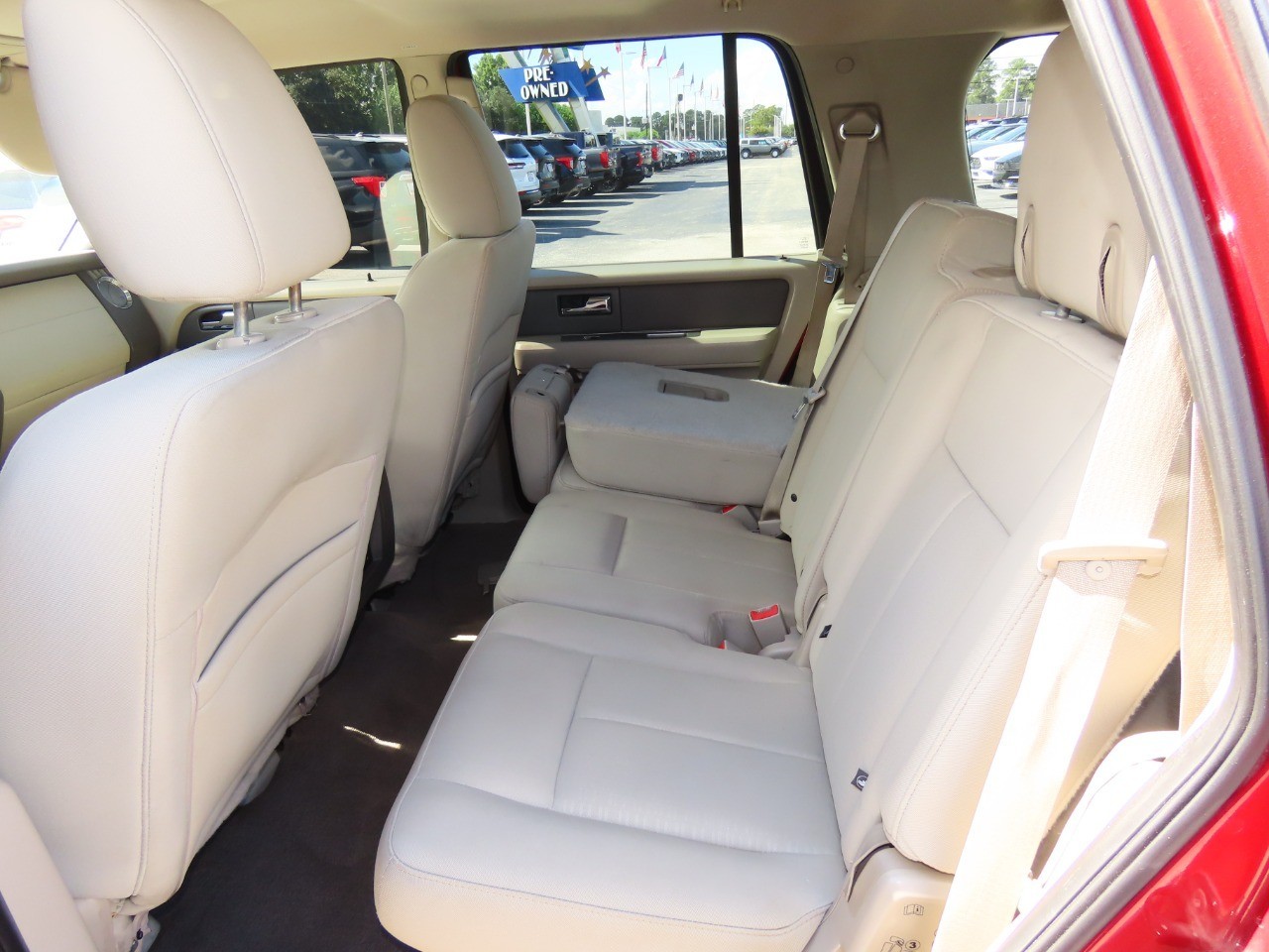 used 2014 Ford Expedition car, priced at $13,999