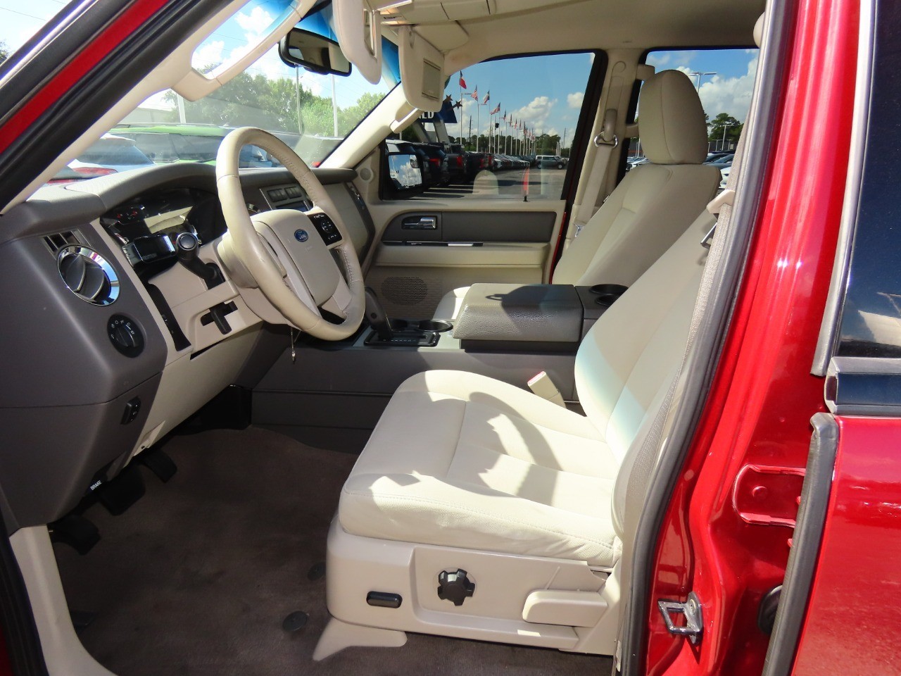 used 2014 Ford Expedition car, priced at $13,999