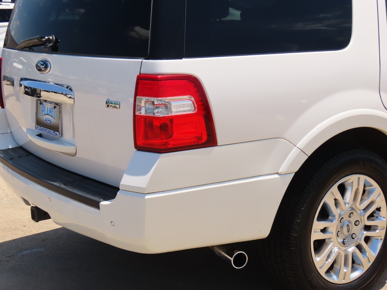 used 2013 Ford Expedition car, priced at $13,999