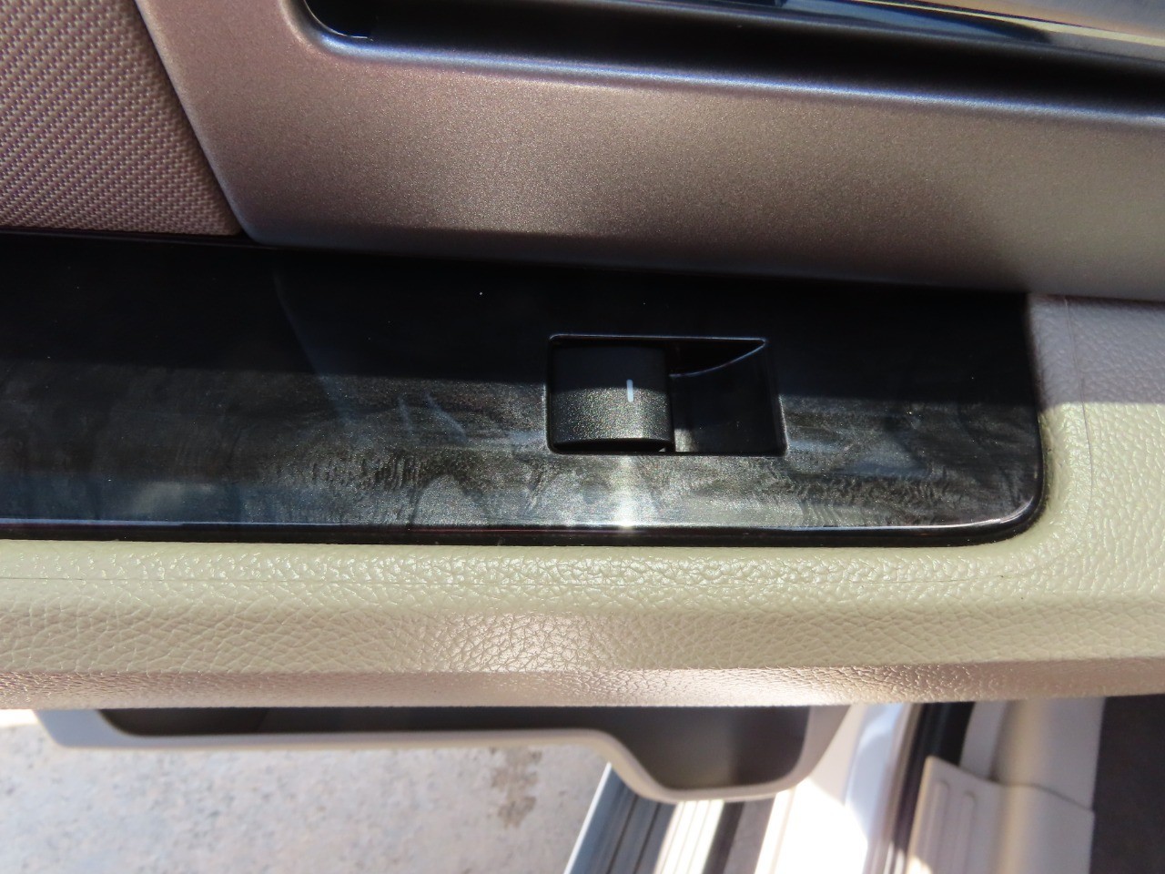 used 2013 Ford Expedition car, priced at $13,999