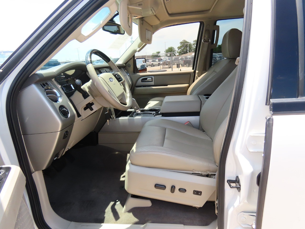 used 2013 Ford Expedition car, priced at $13,999