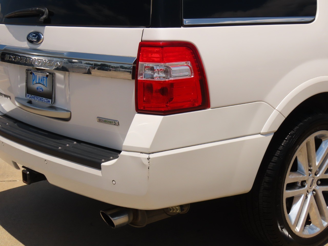 used 2015 Ford Expedition car, priced at $12,999