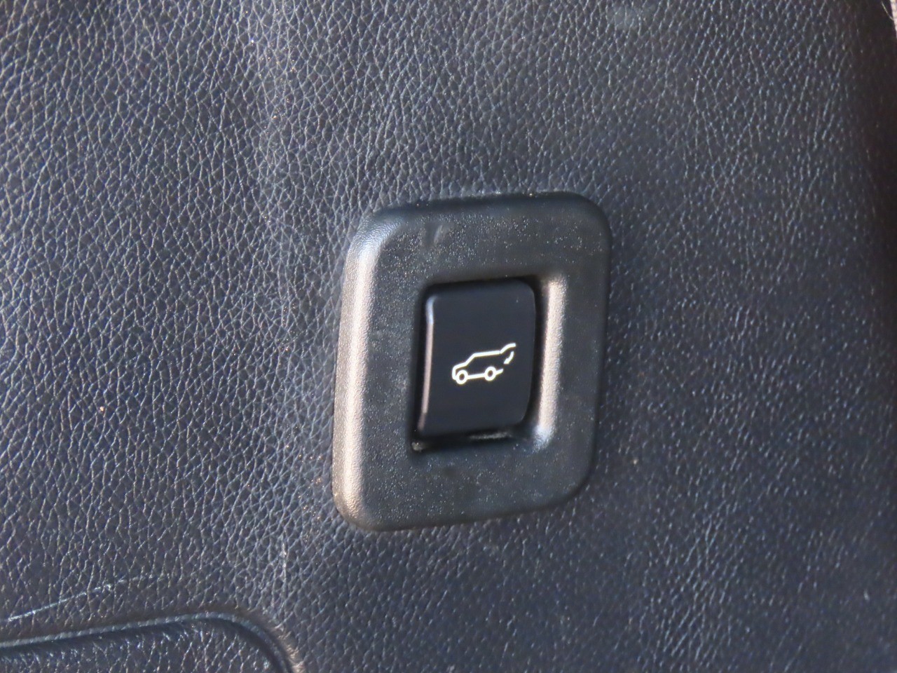 used 2015 Ford Expedition car, priced at $12,999