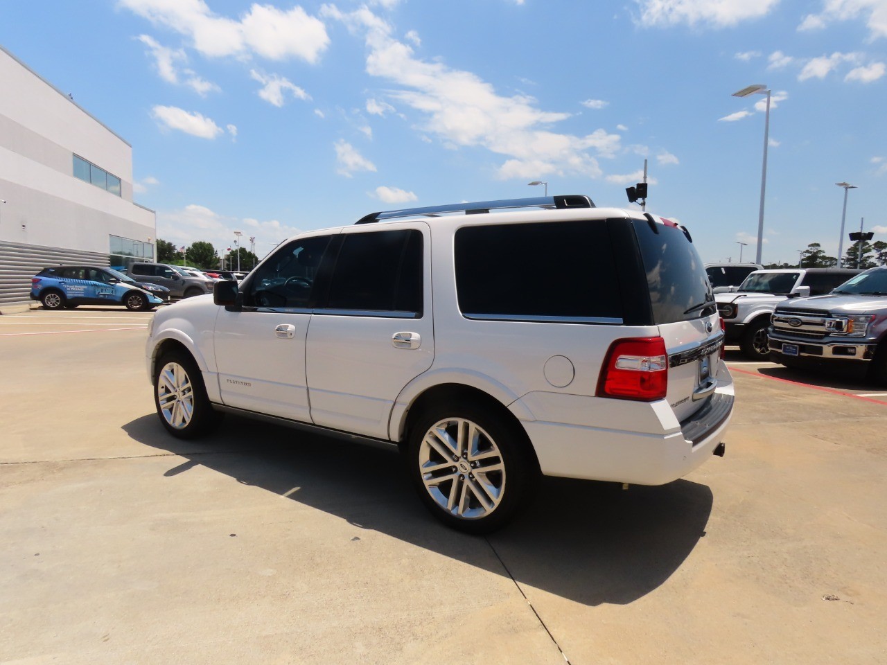 used 2015 Ford Expedition car, priced at $12,999