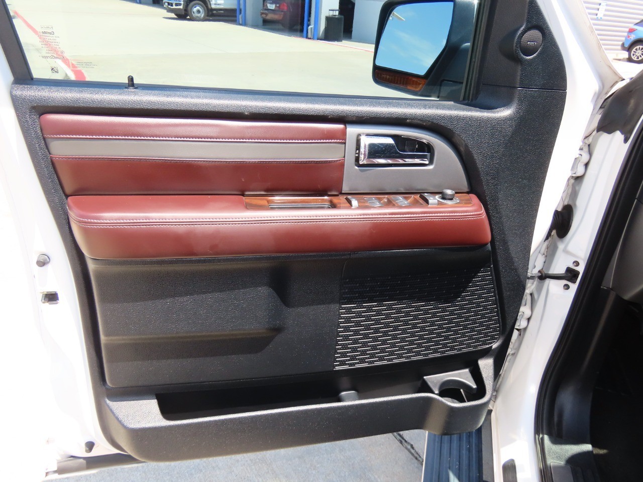 used 2015 Ford Expedition car, priced at $12,999