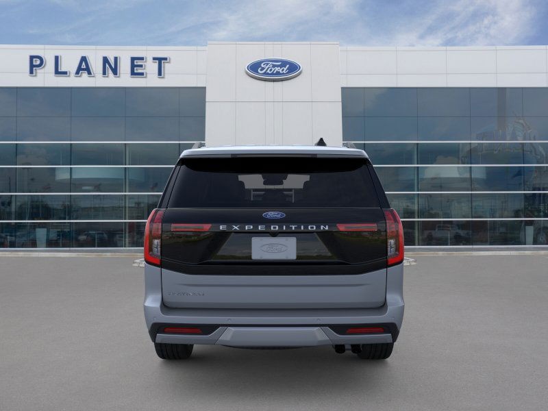 new 2025 Ford Expedition car, priced at $90,740