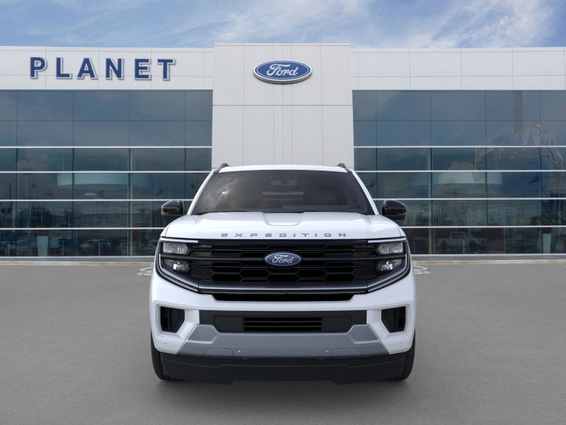 new 2025 Ford Expedition car, priced at $90,990