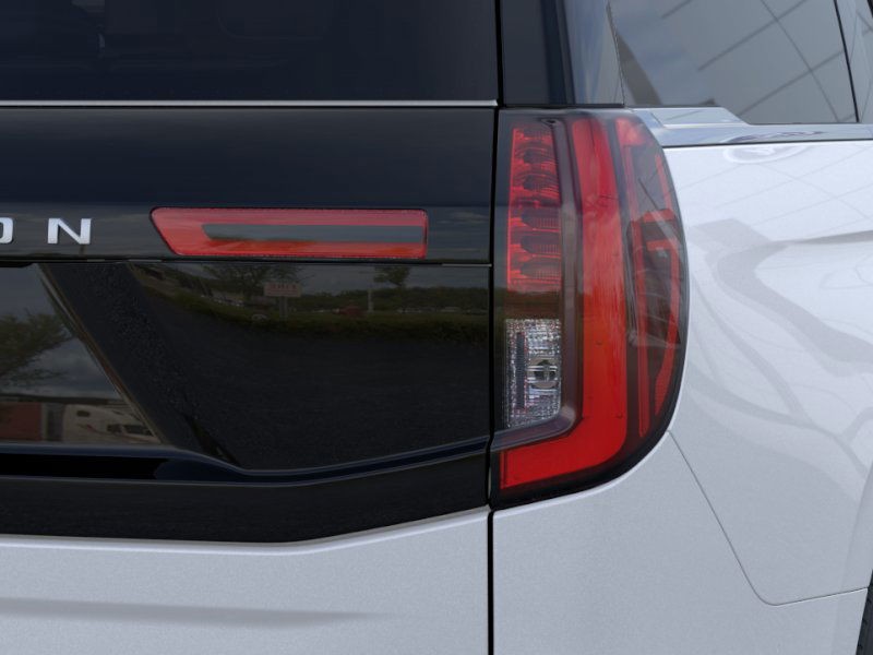 new 2025 Ford Expedition car, priced at $90,990