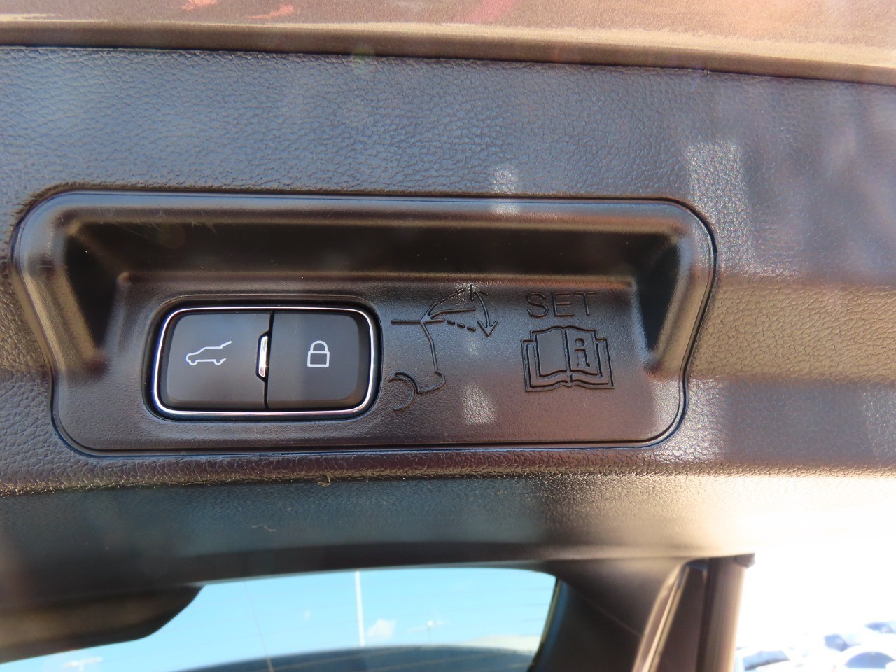 used 2022 Ford Explorer car