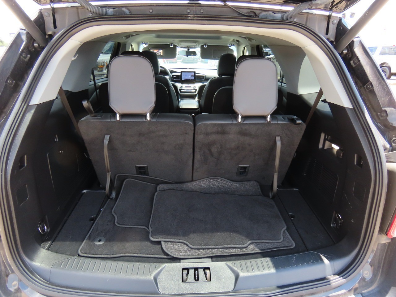 used 2022 Ford Explorer car, priced at $26,999